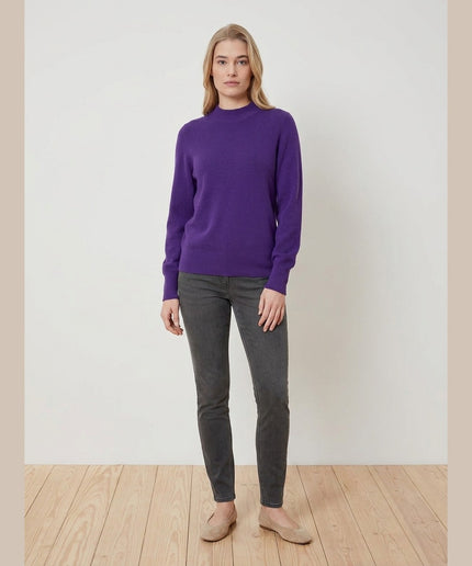 Pulover me thurje të imët vjollcë për Femra - Model Front