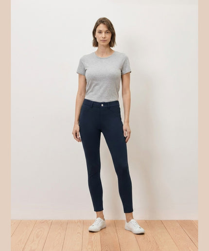 Dollakë jeggings e kaltër e errët për femra - Model Front