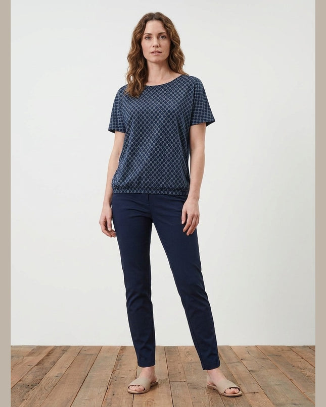 Bluzë e kaltër e mbyllur për Femra - Model Front