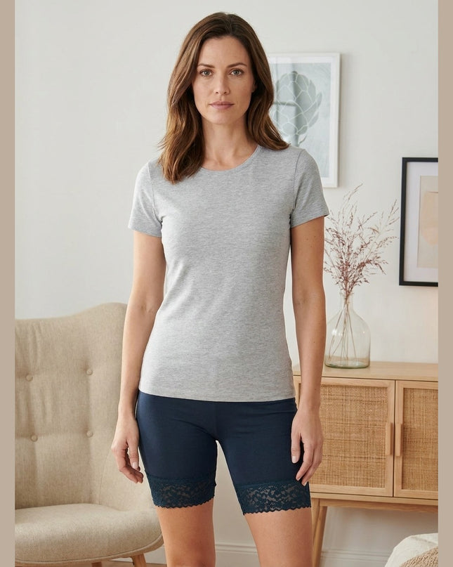 Shorts Radler të kaltër të errët për Femra - Model Front