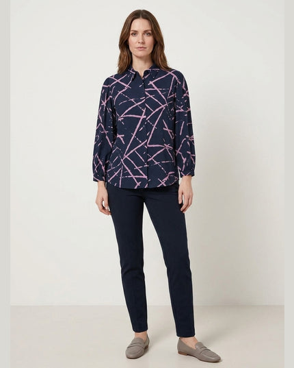 Këmishë Bluzë E Kaltër e Errët me Print Livando për Femra - Model Front