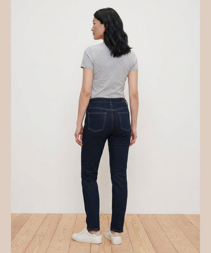 Xhinse Slim Kaltër e Errët për Femra - Model Back