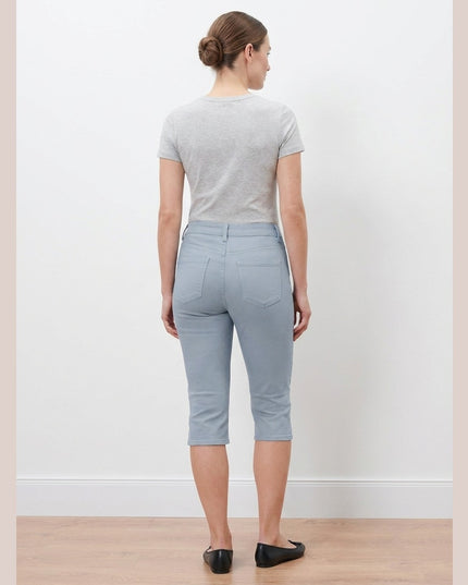 Xhinse Capri Kaltër e Çelët për Femra - Model Back