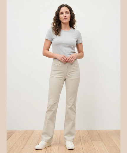 Xhinse Bootcut Krem e Bardhë për Femra - Model Front
