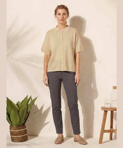 Kardigan me jakë ngjyrë rëre për Femra - Model Front