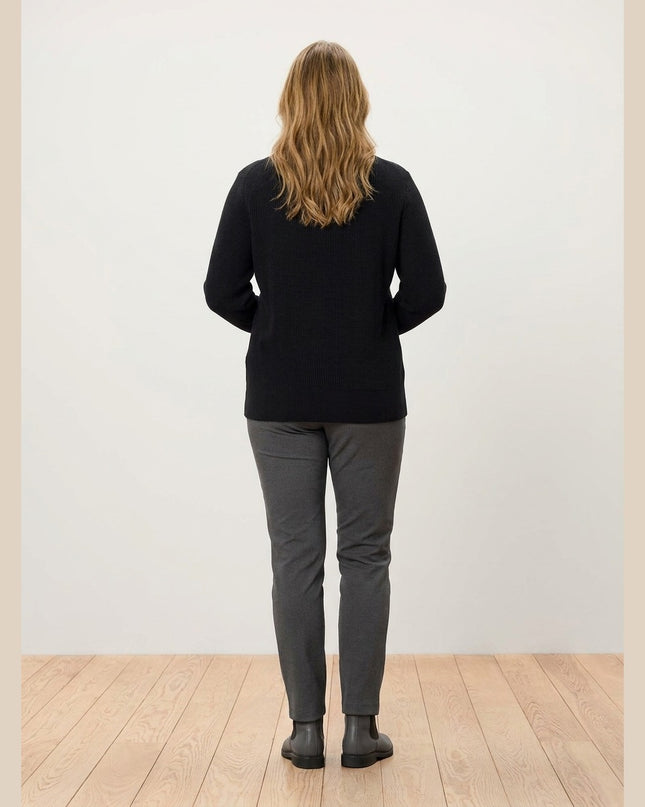 Pulovër me thurje të hollë i zi për Femra - Model Back