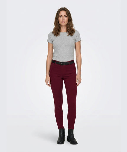 Dollakë Kuqe e Errët për Femra - Model Front