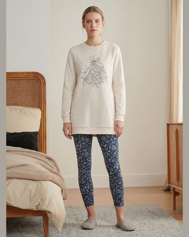 Pizhame me Leggings krem dhe kaltër e mbyllët për Femra - Model Front