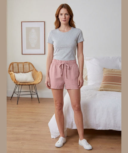 Shorte liri rozë për Femra - Model Front