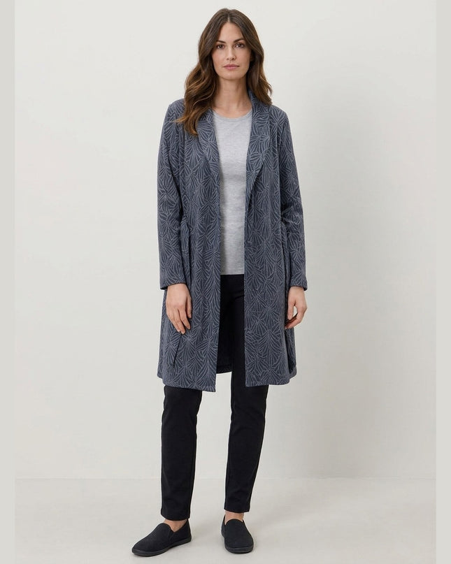 Mantel shtëpie ngjyrë kaltër e mbyllur me print për Femra - Model Front