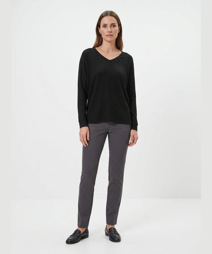 Maicë me mëngë lakuriq e zezë për Femra - Model Front