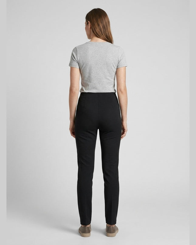 Pantallona Stretch të Zezë për Femra - Model Back
