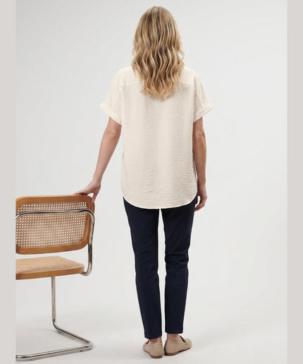 Bluzë me mëngë të shkurtra e bardhë krem për Femra - Model Back
