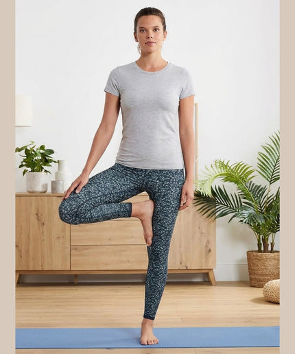 Dollakë sportive e kaltër e errët për Femra - Model Front