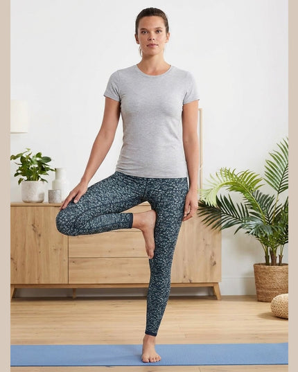 Dollakë sportive e kaltër e errët për Femra - Model Front