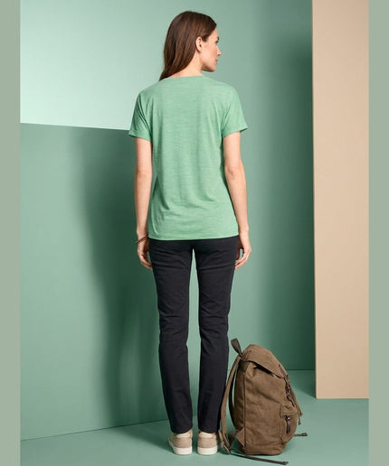 Maicë sportive mentë e meliuar për Femra - Model Back