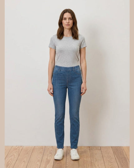 Dollakë Mid Blue Denim për Femra - Model Front