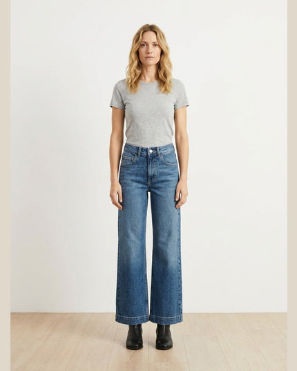 Xhinse Wide Leg Mid Blue Denim për Femra - Model Front