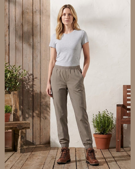 Pantallona funksionale Taupe për Femra - Model Front