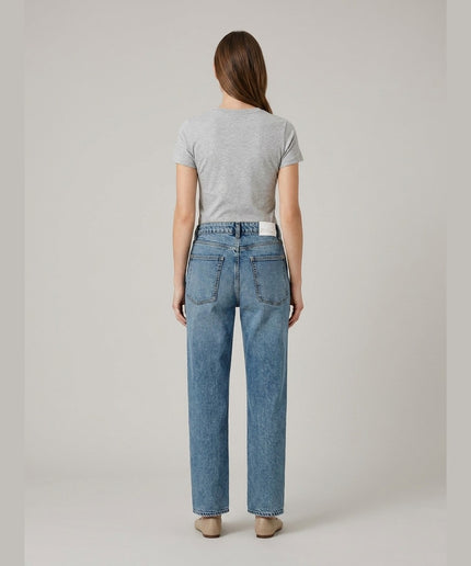 Xhinse Straightfit Midblue Denim për Femra - Model Back