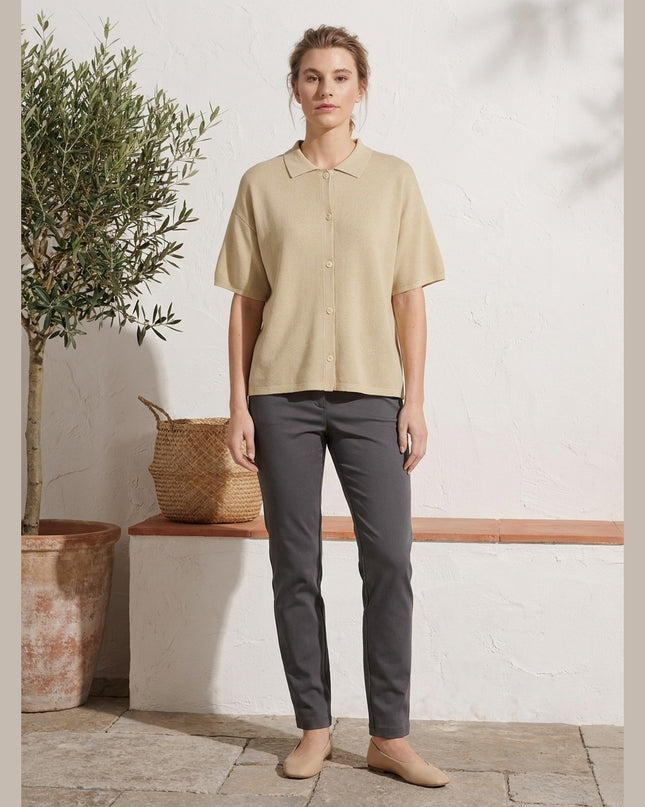 Kardigan me jakë ngjyrë rëre për Femra - Model Front