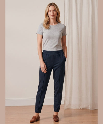 Pantallona Jogg me vijë të kaltra të mbyllëta për Femra - Model Front