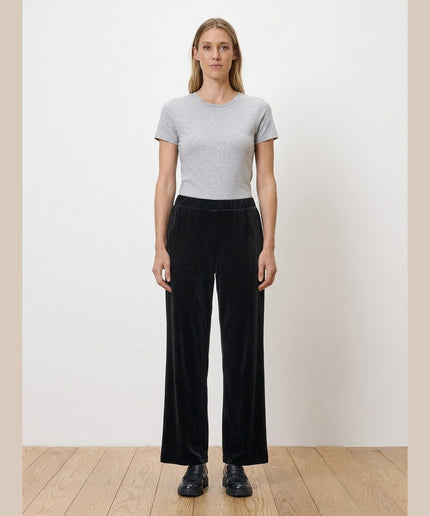 Pantallona Palazzo kadife të zeza për Femra - Model Front