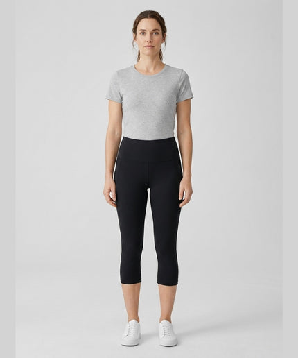 Leggings Kapri sportive ngjyrë antracit për Femra - Model Front