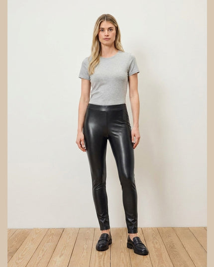 Dollakë me pamje lëkure të zeza për femra - Model Front