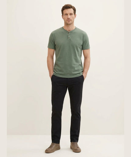 Maicë Henley e gjelbër për Meshkuj - Model Front