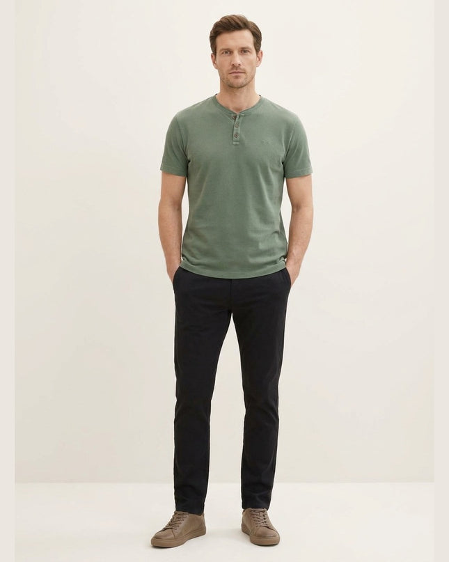 Maicë Henley e gjelbër për Meshkuj - Model Front