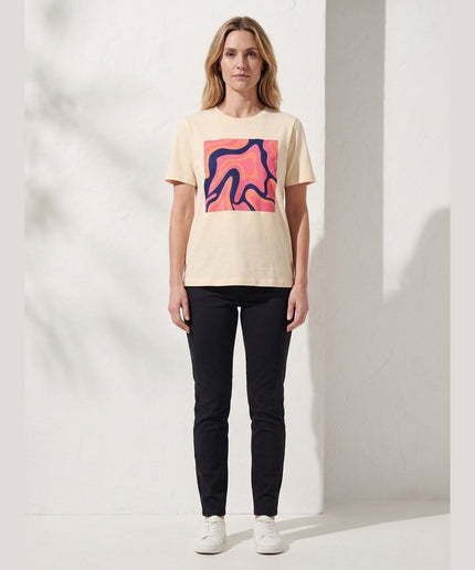 Maicë me print e bardhë krem me print me shumë ngjyra për Femra - Model Front