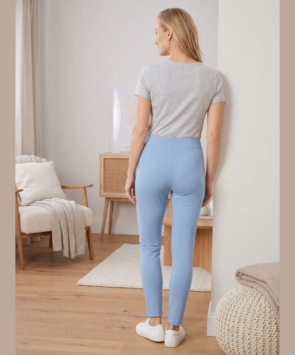 Pantallona Stretch të Kaltër të Çelët për Femra - Model Back