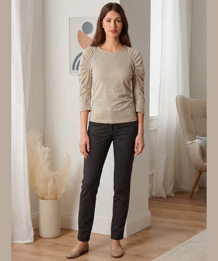 Maicë me mëngë 3/4 bezhë për Femra - Model Front