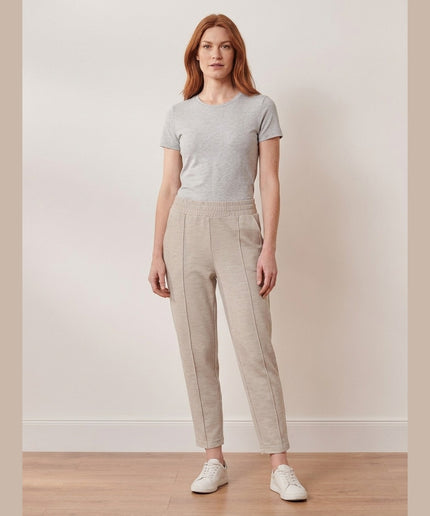 Pantallona Jogger bezhë melazh për Femra - Model Front