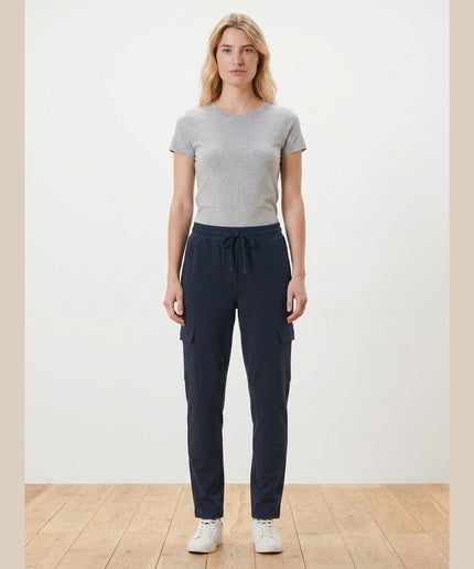 Pantallona Cargo joggpants të kaltër të errët për Femra - Model Front