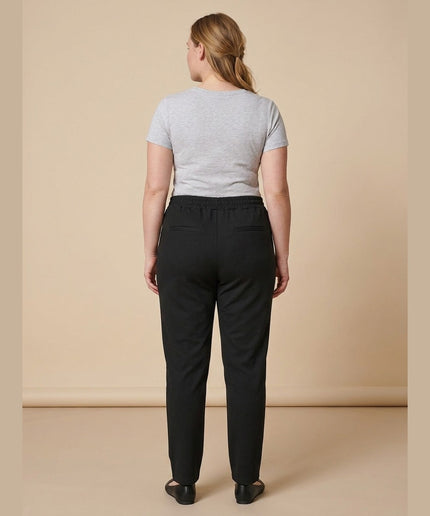 Pantallona Joggpants të zeza për Femra - Model Back